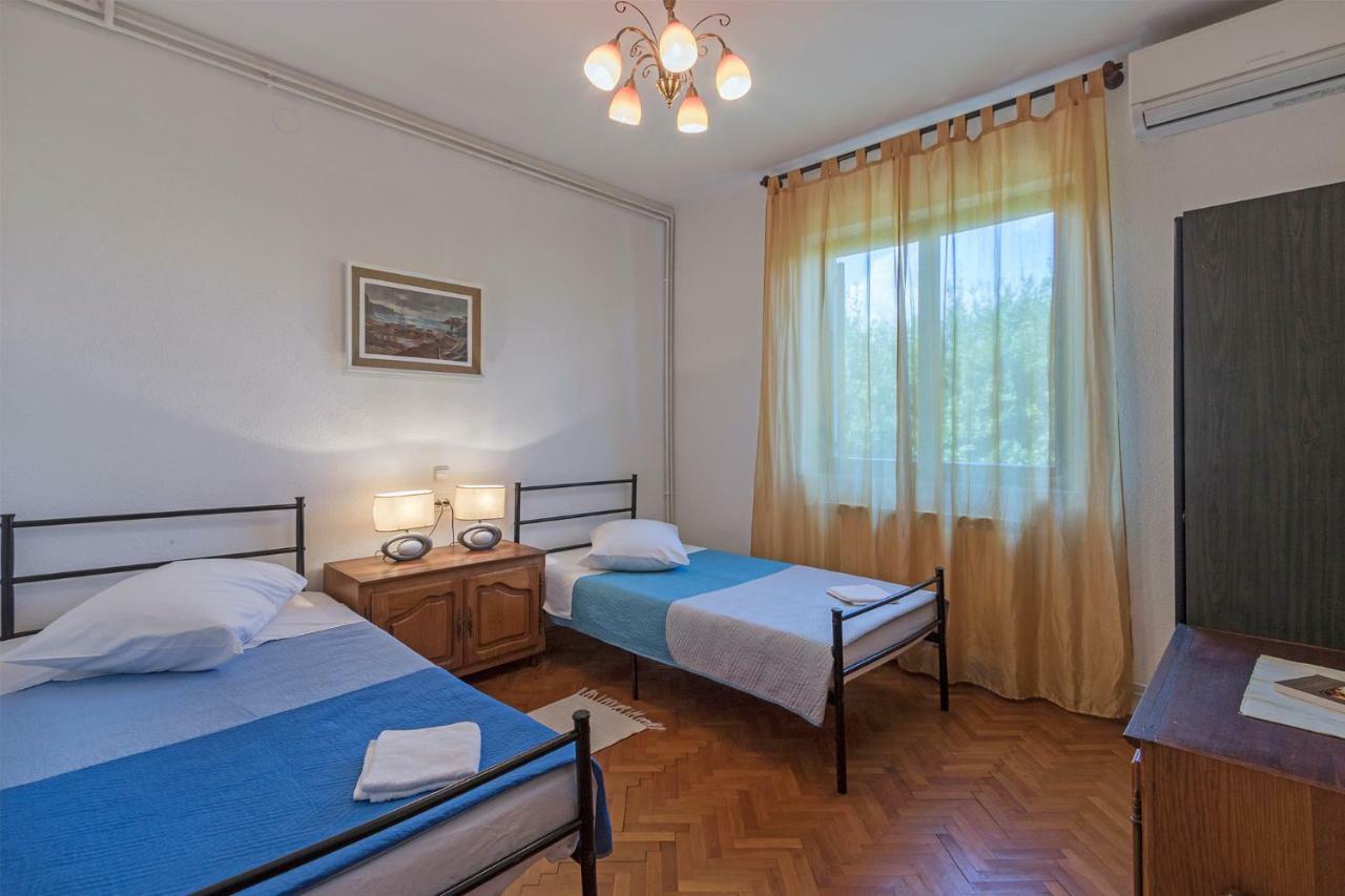 Vila Lokvanj Ližnjan Εξωτερικό φωτογραφία