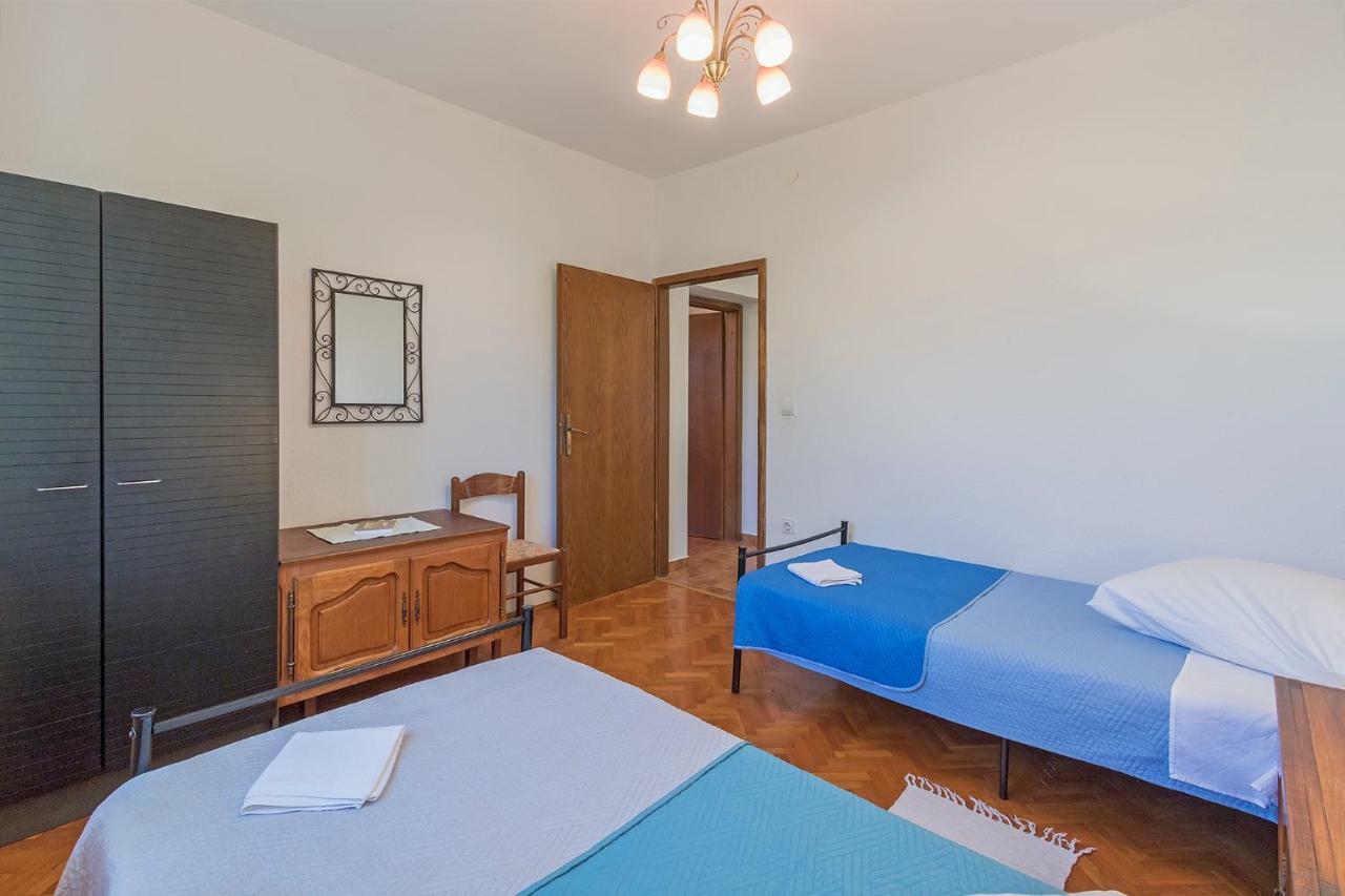 Vila Lokvanj Ližnjan Εξωτερικό φωτογραφία