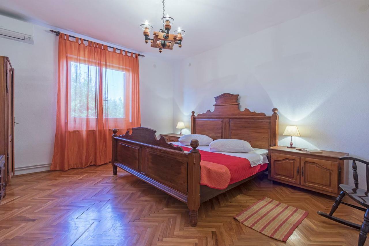 Vila Lokvanj Ližnjan Εξωτερικό φωτογραφία
