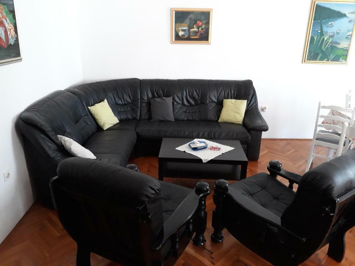 Vila Lokvanj Ližnjan Εξωτερικό φωτογραφία